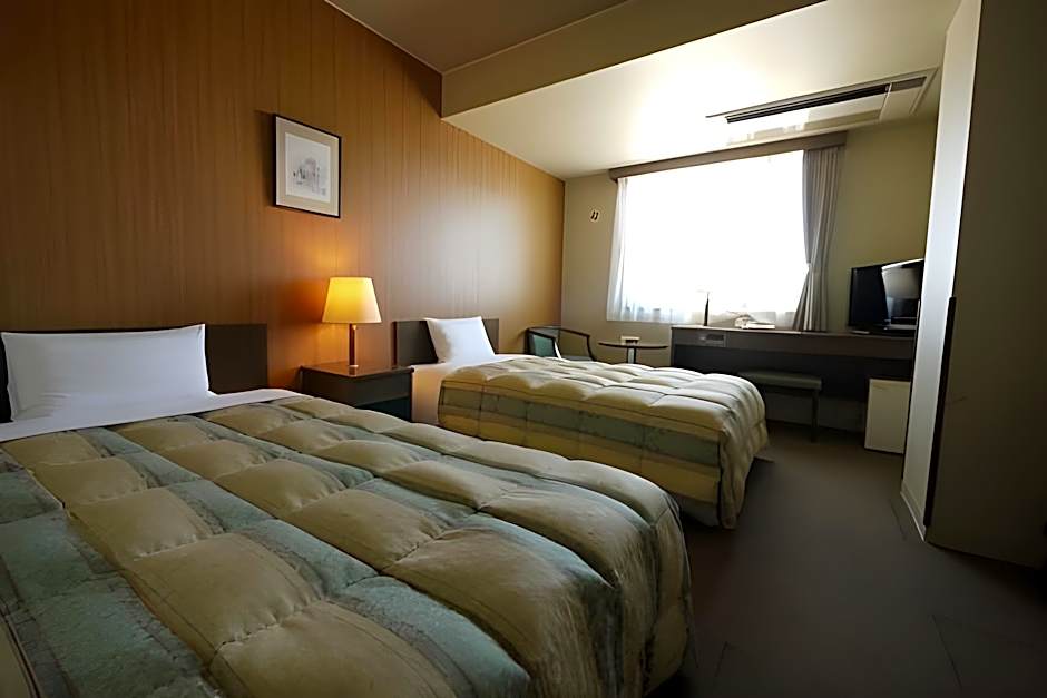 Hotel Route Inn Takasakieki Nishiguchi