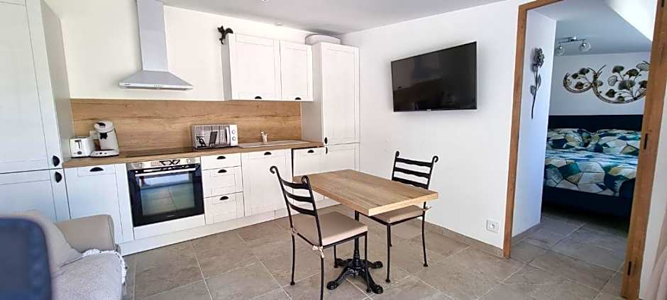 LES BOIS DE ZOLA entre Provence et Luberon