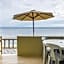 Kellocks' Seaview Apartelle