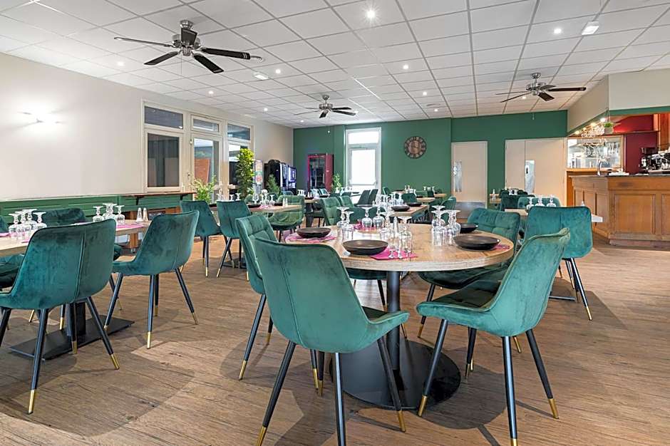 Logis Hôtel Restaurant L'Abri