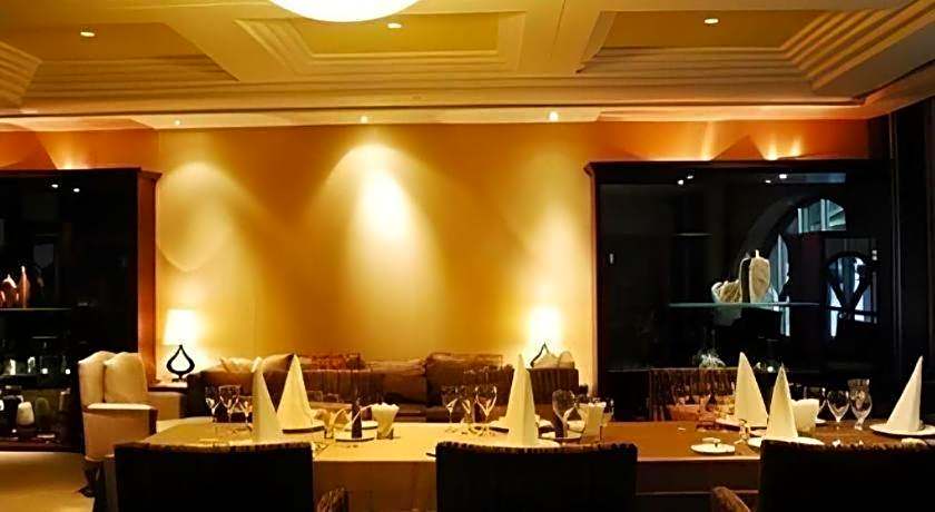 Yihe Grand Hotel