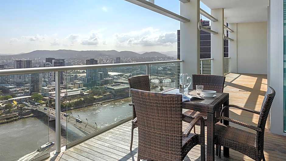 Oaks Brisbane Casino Tower Suites