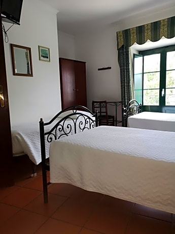 Twin Room with Extra Bed