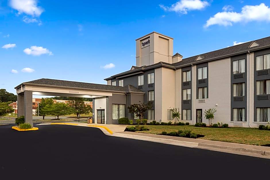 Spark by Hilton Fredericksburg Southpoint