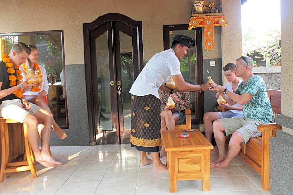 Kubu Padi Wooden House