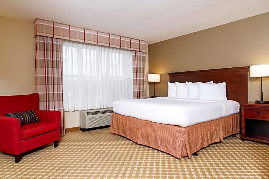 Country Inn & Suites by Radisson, Milwaukee West (Brookfield), WI