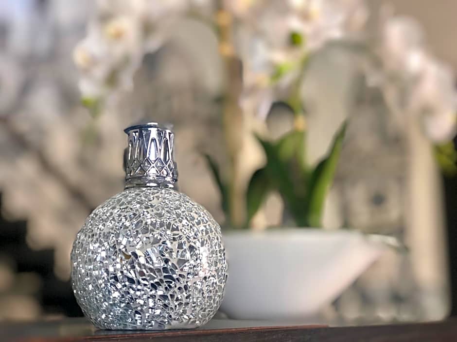 Grand Petit Hotel ex Shato Gesson