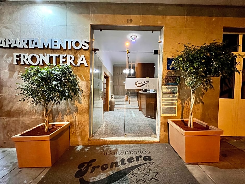 Apartamentos Frontera