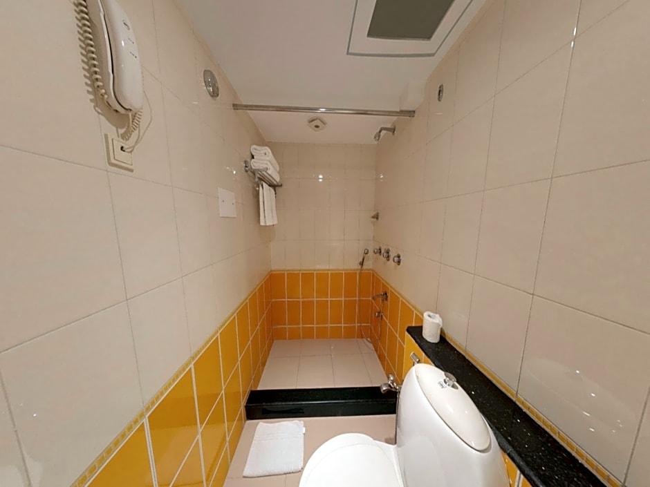 Melange Luxury Serviced Apartments