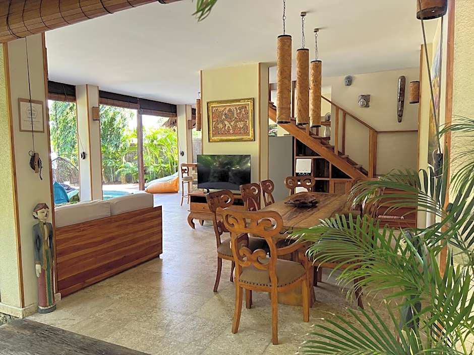 Breezy Point Villas