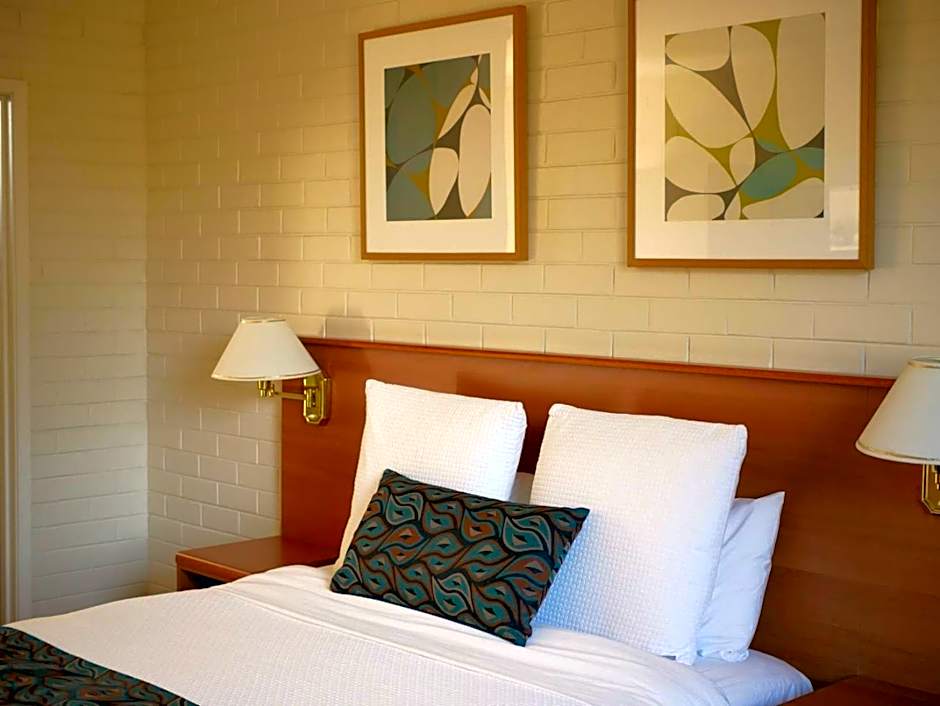 Parkview Motor Inn and Apartments