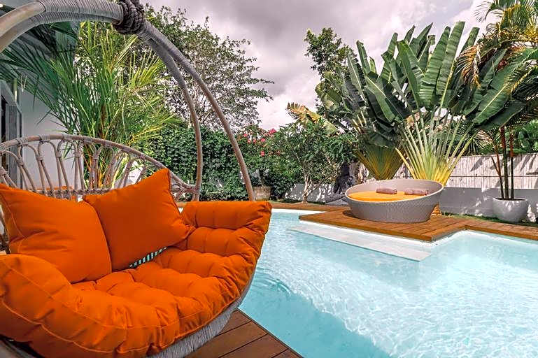 Mundaka Villa by Hombali