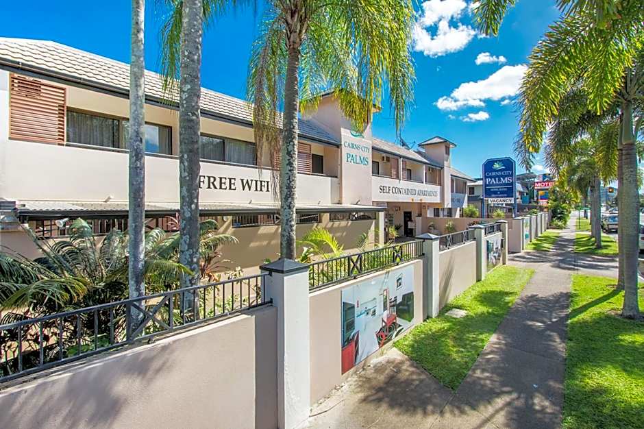 Cairns City Palms