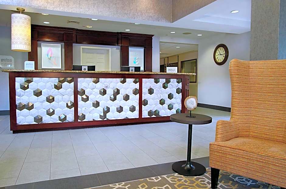 Hilton Garden Inn Sonoma County Airport