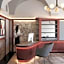 Navona Palace Luxury Inn