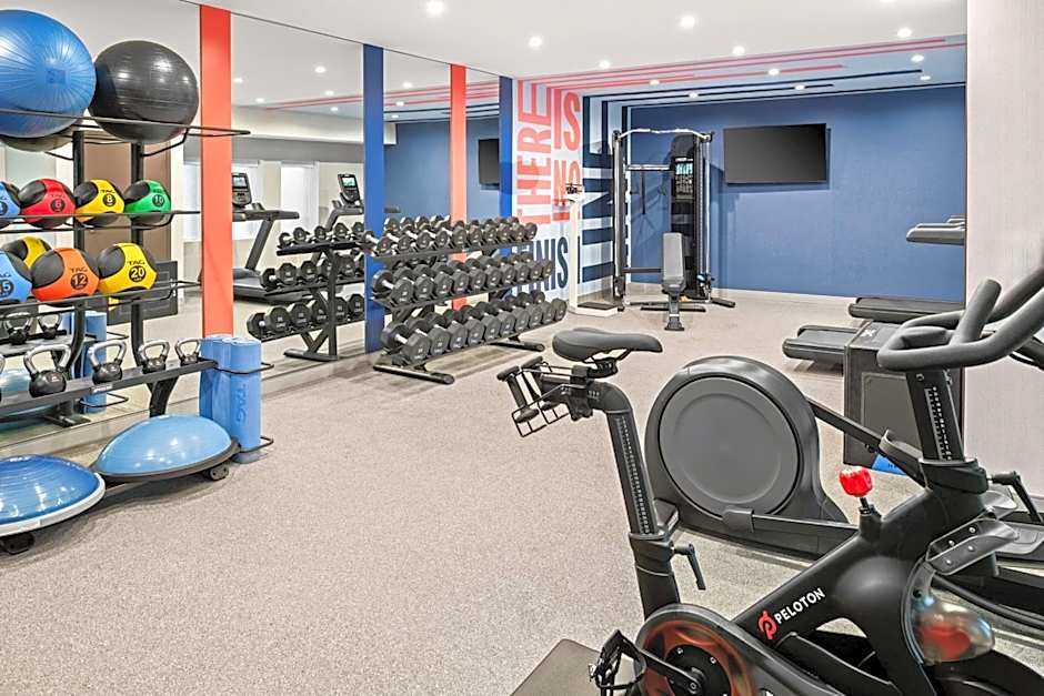 Hampton Inn by Hilton Costa Mesa Newport Beach