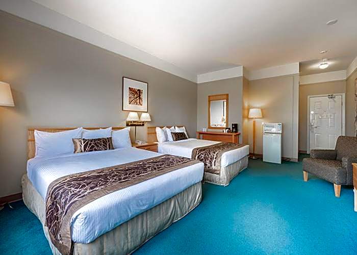 The Cedars Inn Hotel & Convention Centre