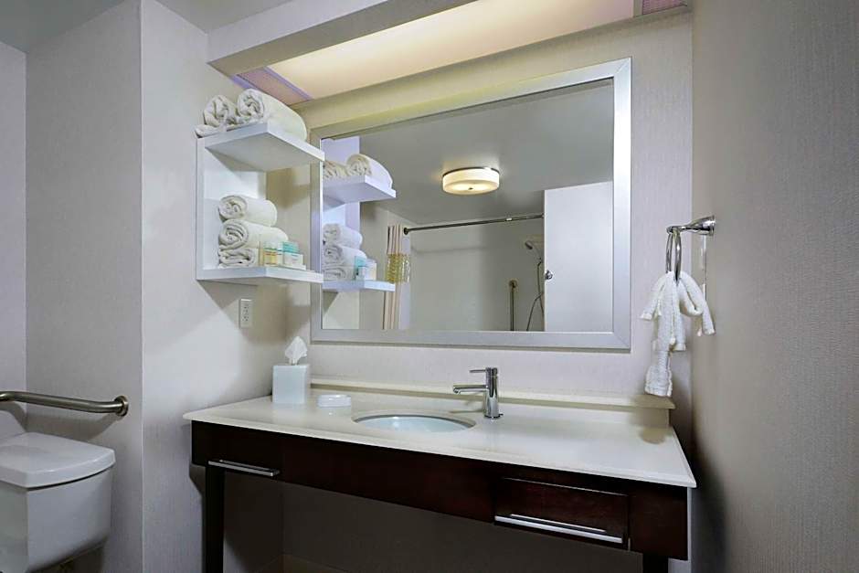 Hampton Inn By Hilton Martinsville