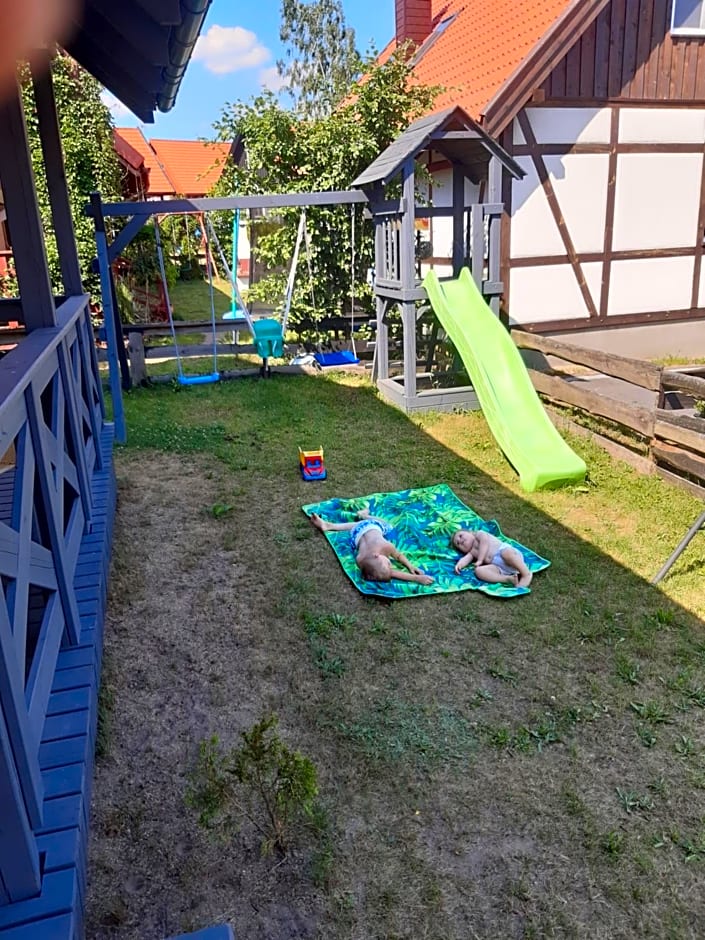 DOMEK U FLORIANA I KONRADA