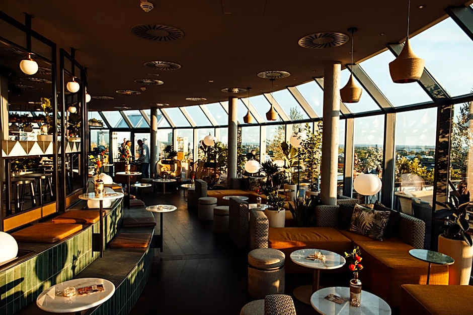 Wasserturm Hotel Cologne, Curio Collection by Hilton