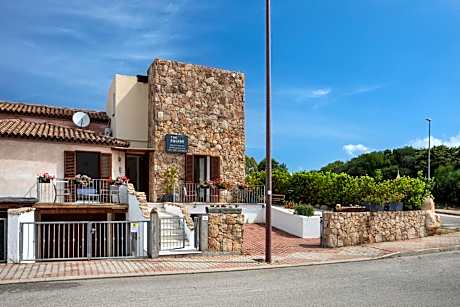 The Square Depandance