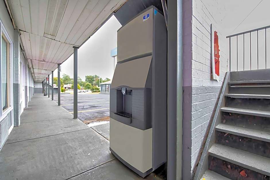 Motel 6 Tuscaloosa AL University