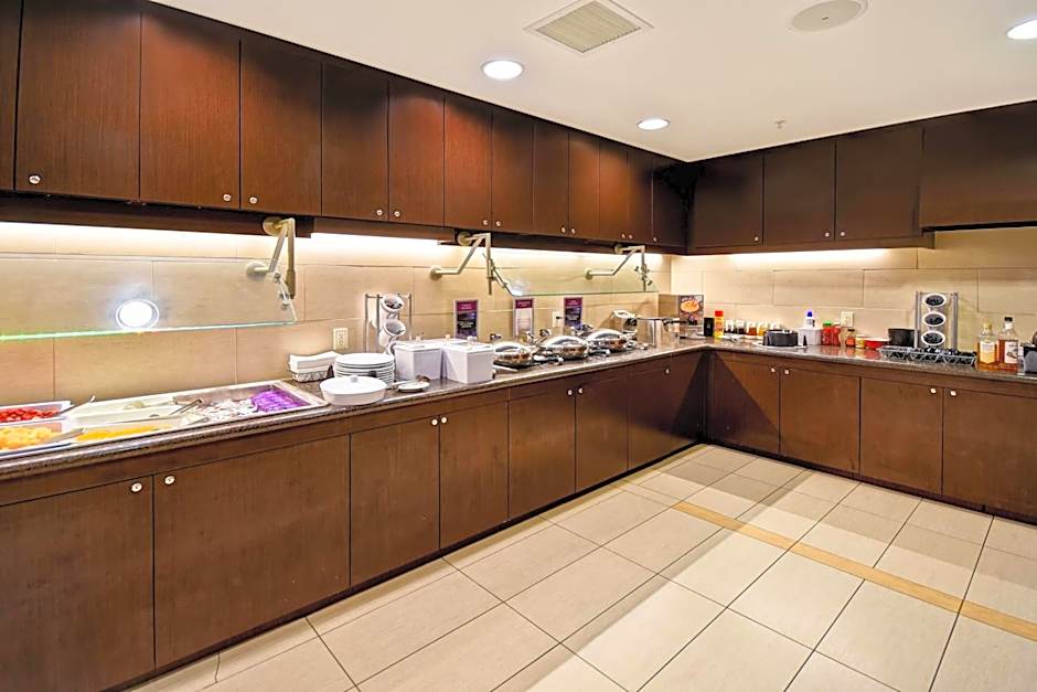 Residence Inn by Marriott Springfield Chicopee