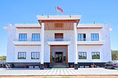 Hotel Shri Tulsi Residency