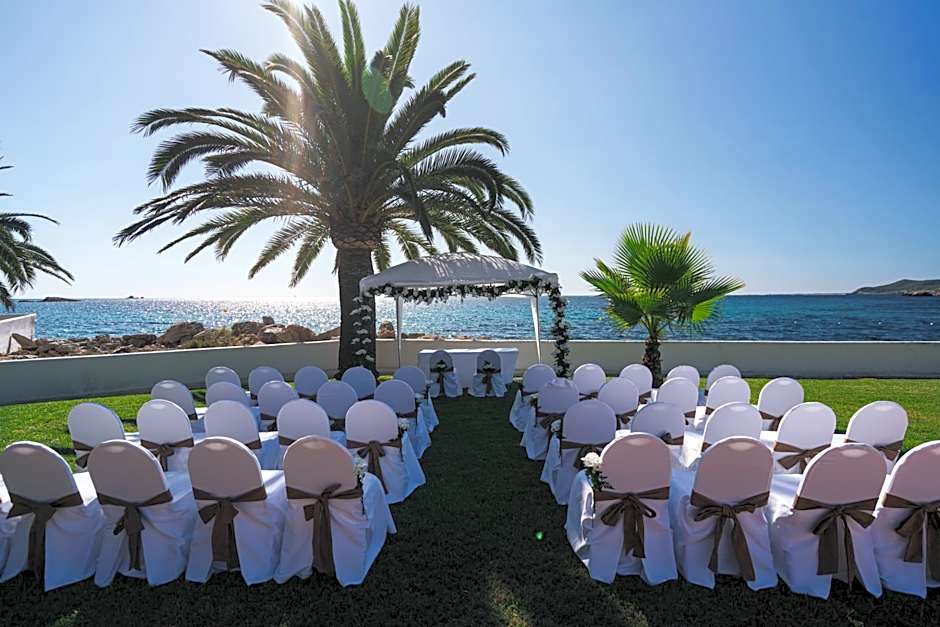 THB Los Molinos Adults Only