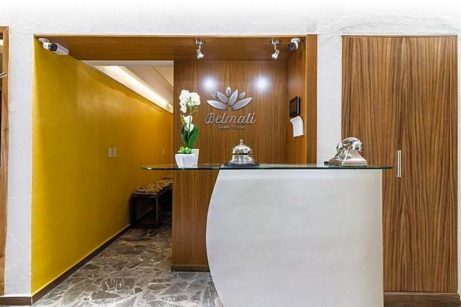 Ro Prime. Stylish & Comfortable With Jacuzzi & A/C