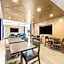Holiday Inn Express Hotel & Suites Lincoln-Roseville Area By IHG