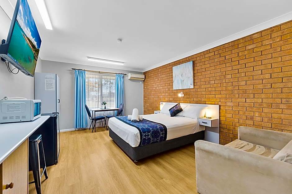 Castlereagh Motor Inn