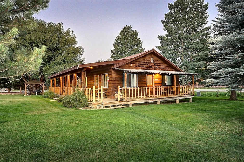Vista Court Cabins & Lodge