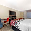 Econo Lodge Inn & Suites Near Lackland AFB
