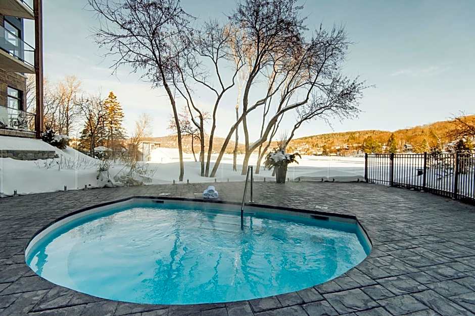 Entourage sur-le-Lac