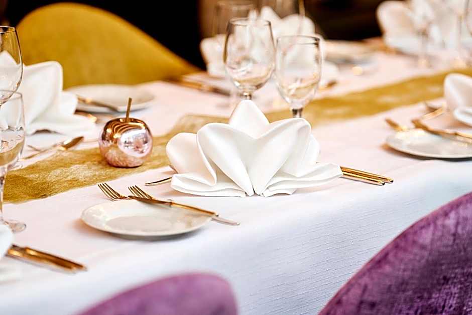 AKZENT Hotel Restaurant Altdorfer Hof