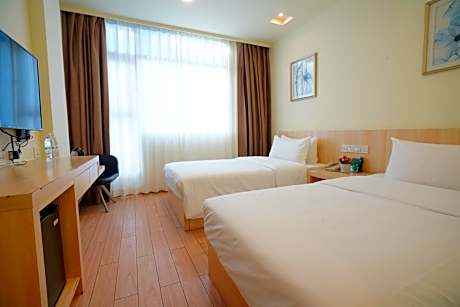 Elite Twin Bed Room