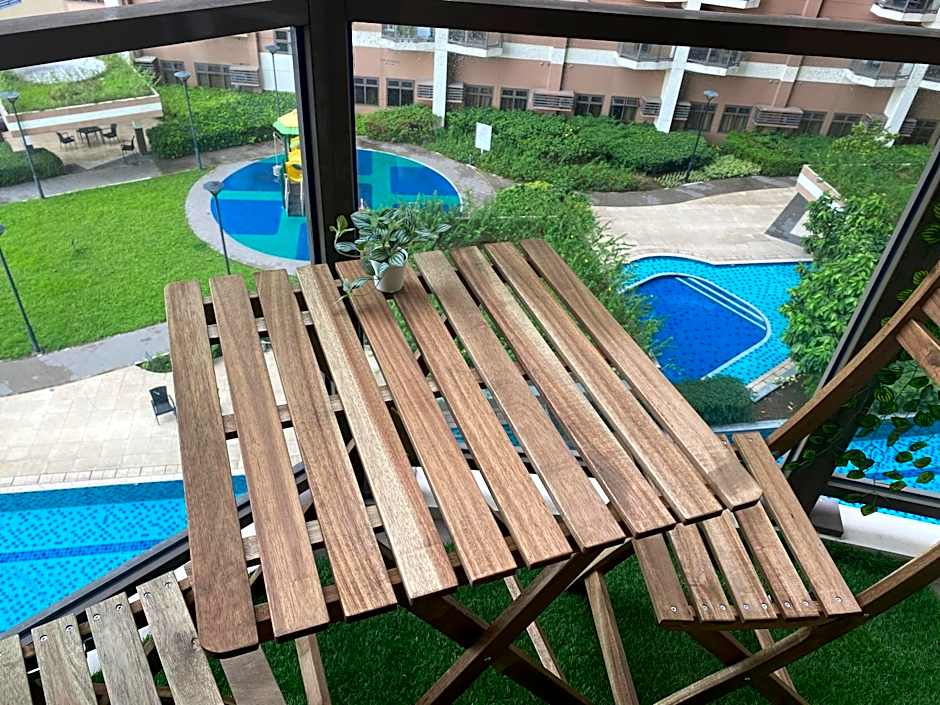 Le 10 The Radiance Manila Bay