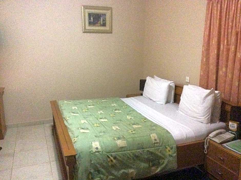 Eastgate Hotel