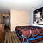 Super 8 by Wyndham Longmont/Twin Peaks