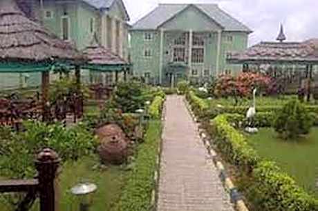 Green Valley Hotels and Garden