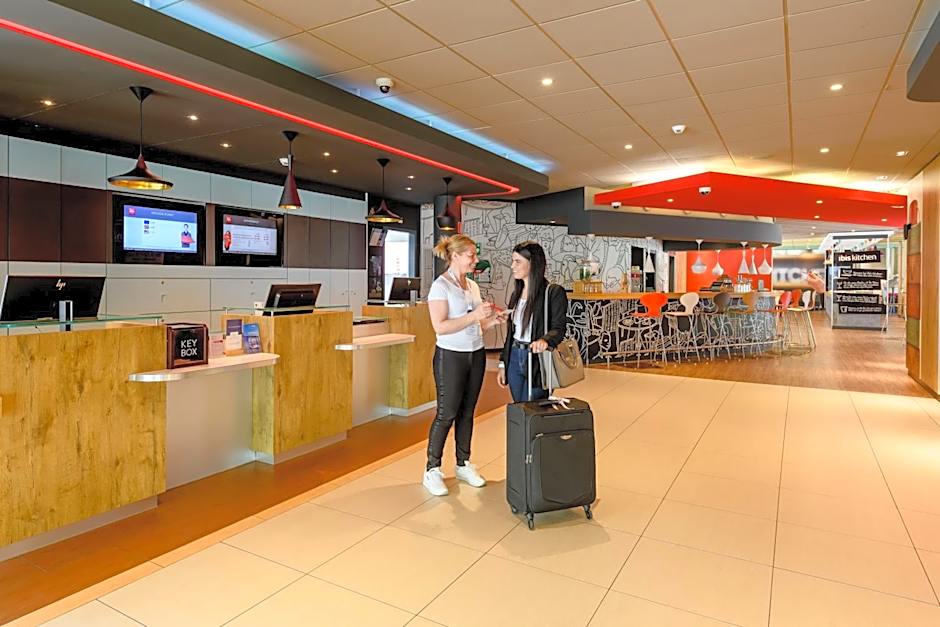 ibis Zurich City West
