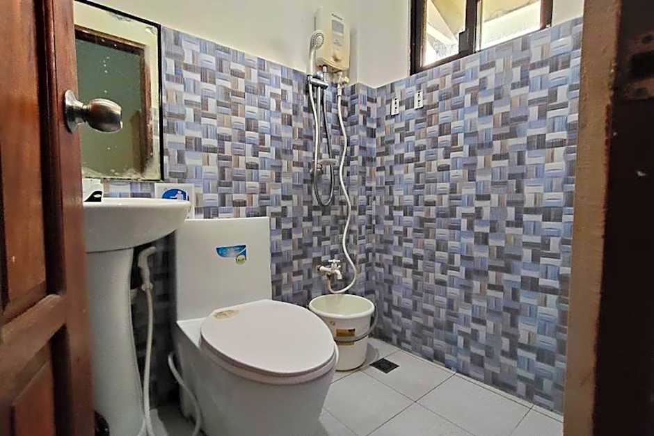 RBR Hotel and Restaurant near Hundred Islands