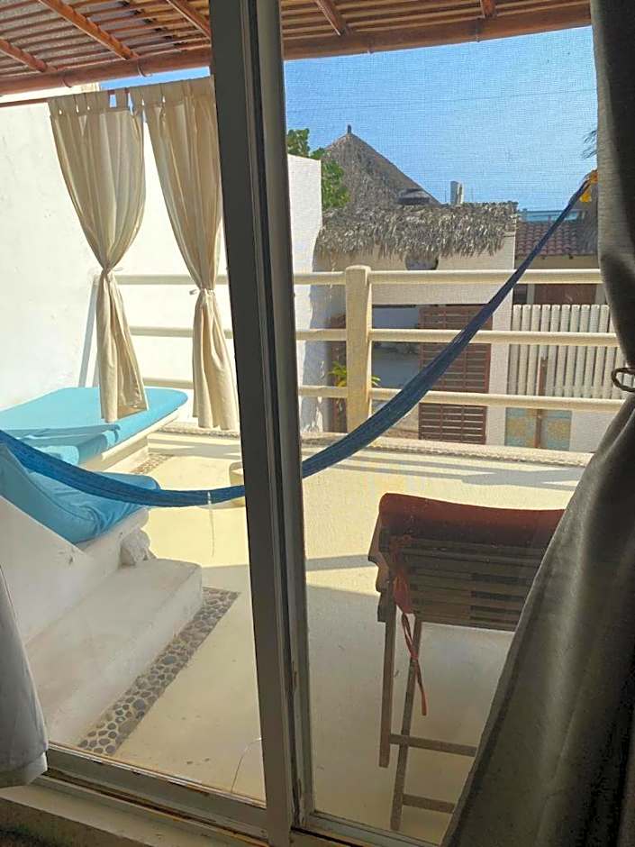 Casa de Las Olas Surf & Beach Club – Acapulco, GA
