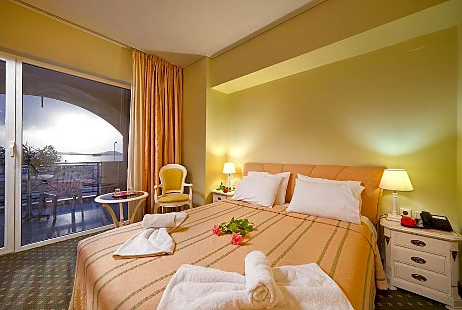 Angelika Pallas Hotel