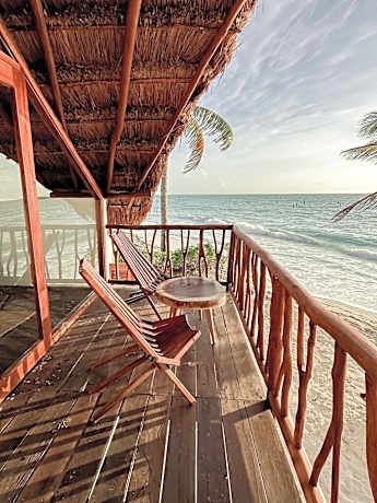 Bungalow - Water Front 