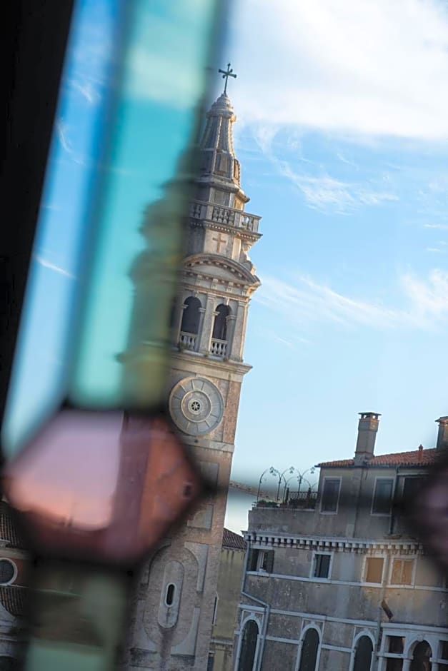Eight Venezia