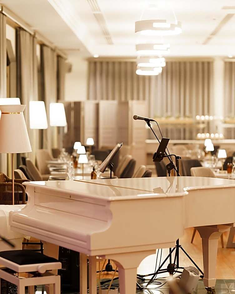 My Way Hotel & Events