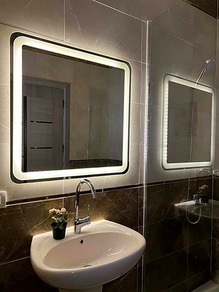 LUXURY HOME Namber 5