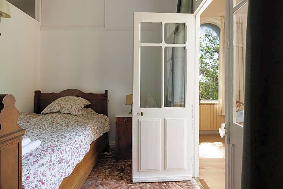 La Glacière, ostalarià agricol